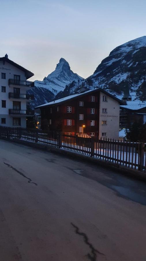 Haus Brunnmatt Zermatt Exterior foto